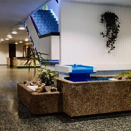 Mester Mit Schwimmbad Sauna Casa vacanze *